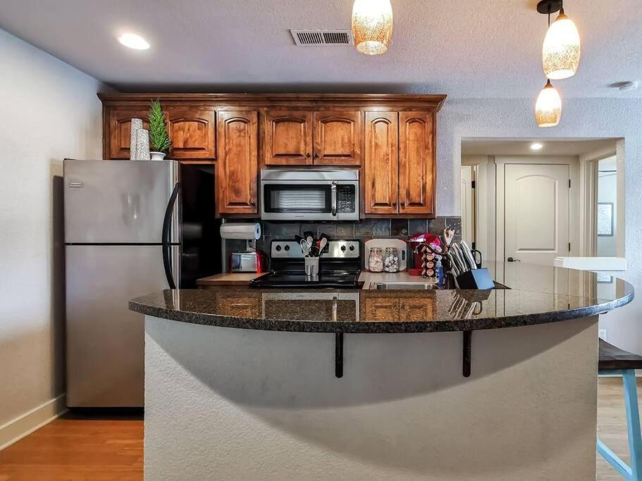 Amazing Locale 2Kingbr 1Bth Villa Kansas City Buitenkant foto
